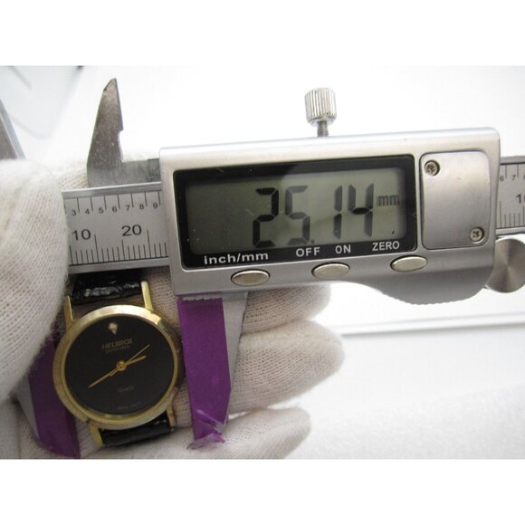 Women Helbros Invicible Quartz WR Analog 25mm Round Watch (H94) "New Battery" - Picture 2 of 8